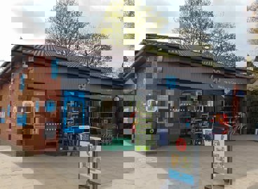 Co op Coupar Angus Road